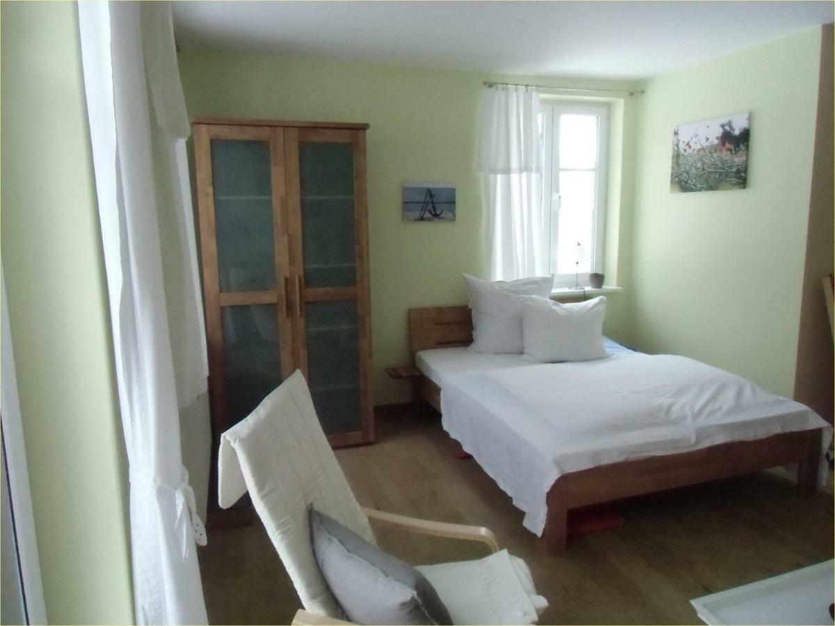 Fewo 1 Waren Mueritz - Haus Buchen Am Tiefwarensee - 1 Zi Bagian luar foto